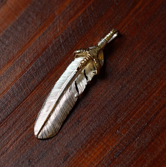 First Arrow's Silver P-569R Feather With K18 Eagle Grab