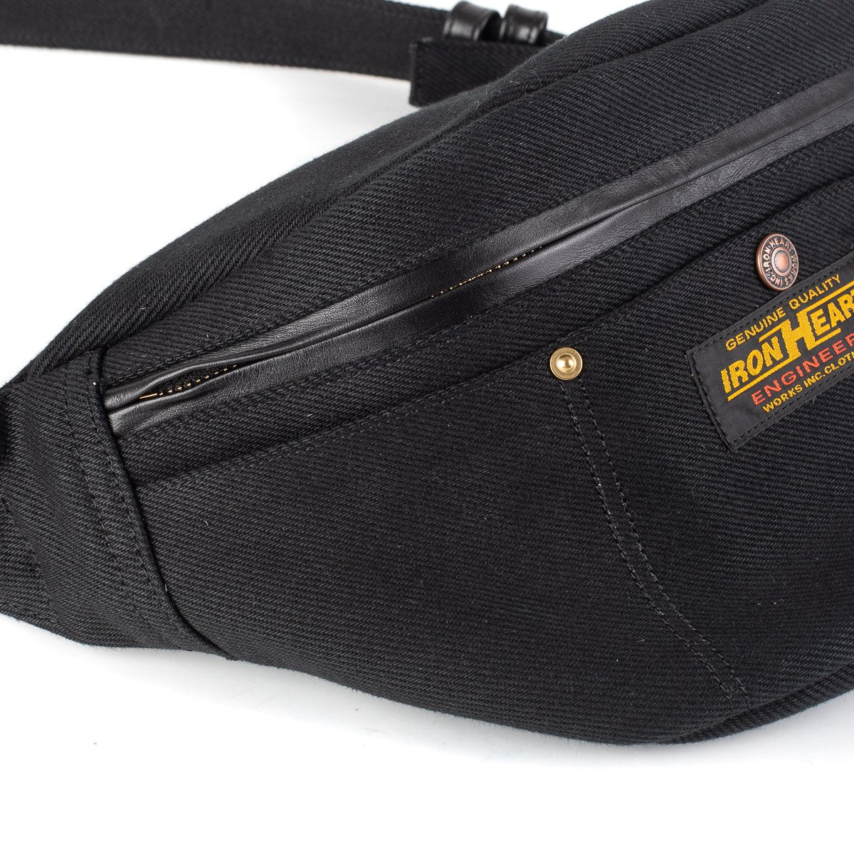 Iron Heart IHE-37 21 Oz Black Waist Bag